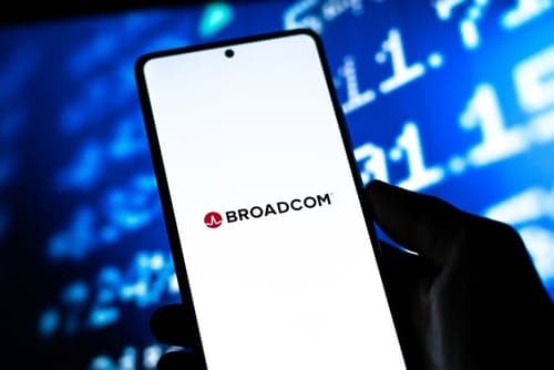 Meta Expands Broadcom Partnership for Next-Gen AI Infrastructure