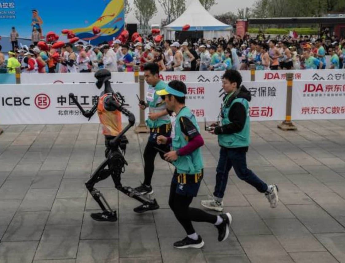 Beijing Humanoid Robot Half-Marathon Test Ends in 'Mechanical Carnage'