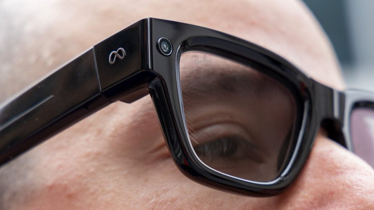 Person wearing Meta Ray-Ban smart glasses with a transparent display, likely using the OpenClaw AI agent to stream…