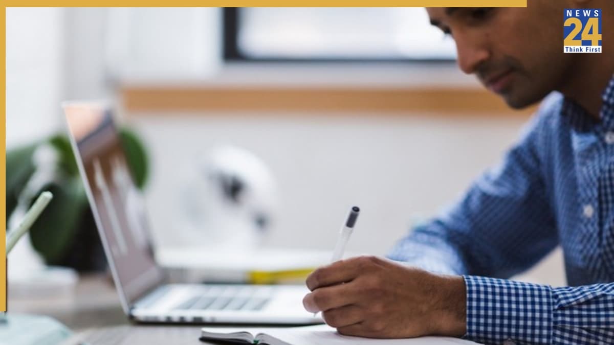 Oracle Restructures with Major Global Layoffs, Reportedly Cutting Up to 30,000 Jobs Amid AI Pivot