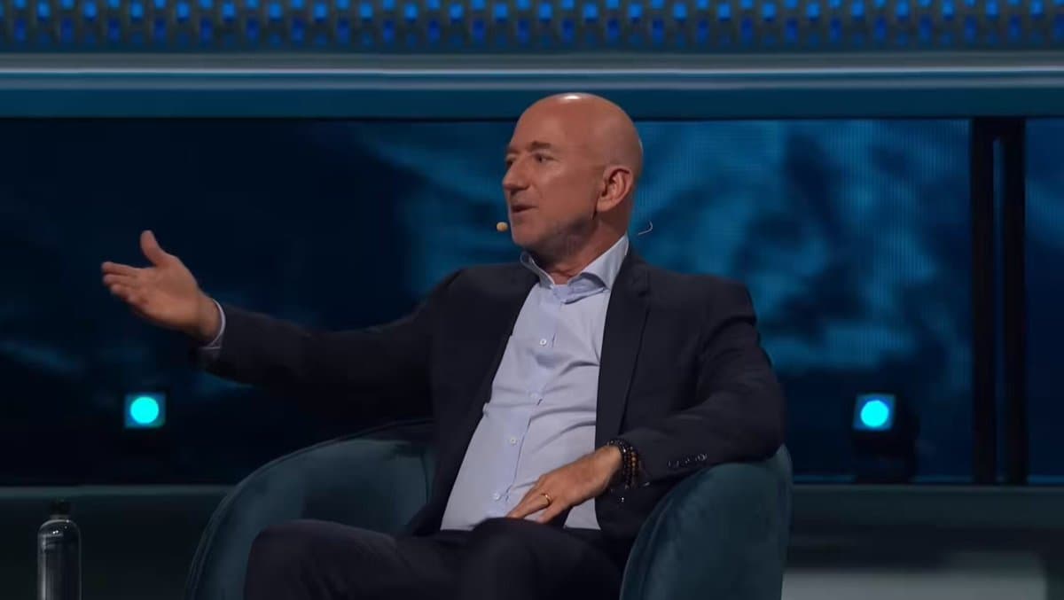 Bezos Champions AI Revolution in Bureaucracy: From Months to Minutes for Building Permits