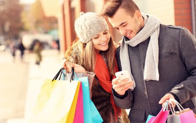 RVLV's Next Retail Playbook: Agentic AI and Omnichannel Moves